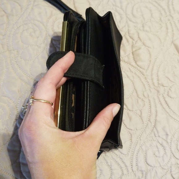 Jessica Simpson Wallet - Picture 4 of 5